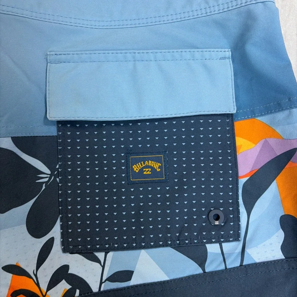 Billabong Tribong Pro Board Shorts Mens 32 Blue Tropical Floral Recycler